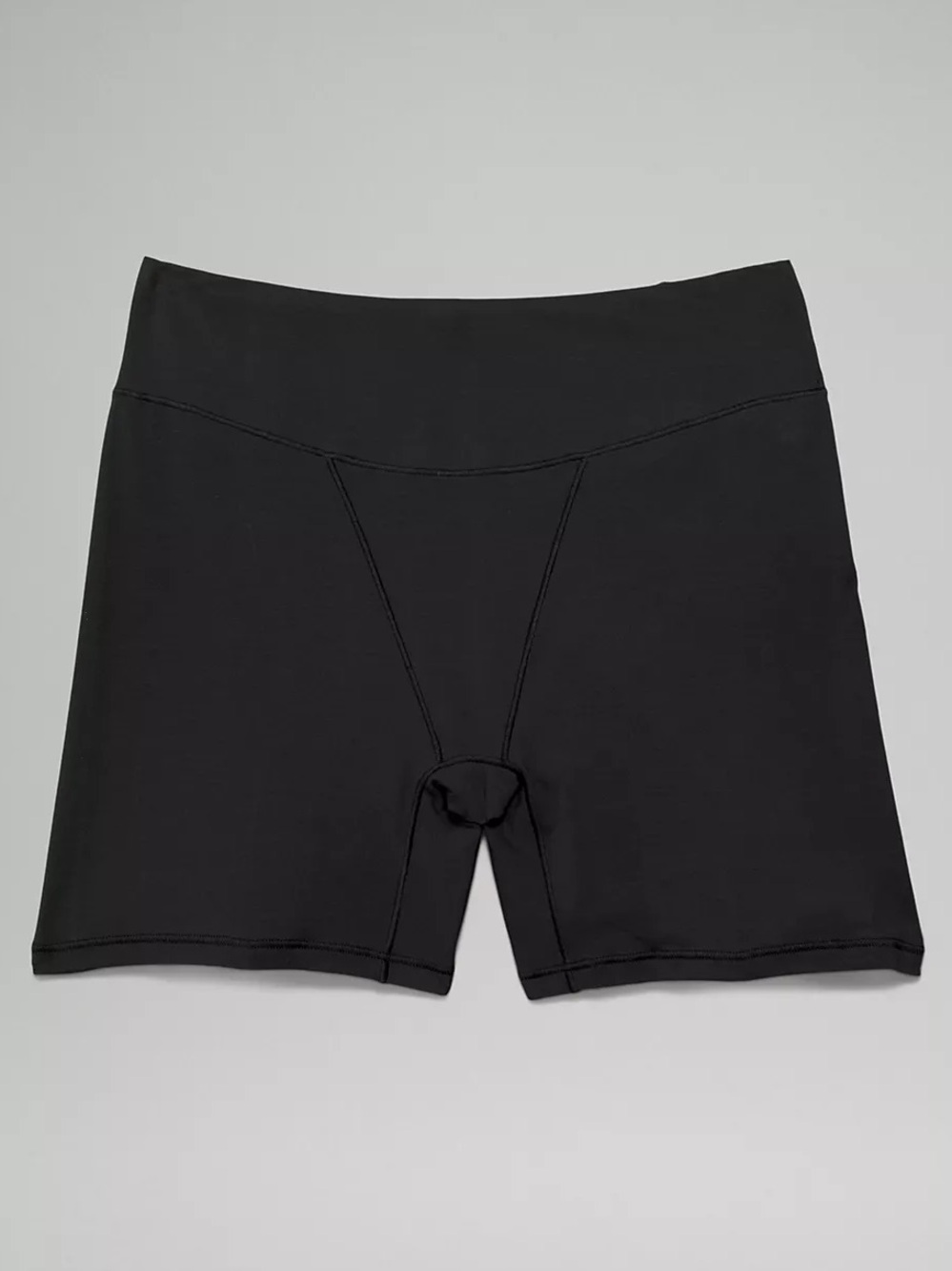 lululemon UnderEase Super-High-Rise Shortie
Underwear in Black Size M